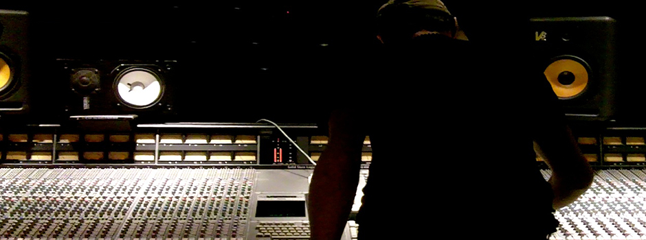 Diamond in the studio at the mixing desk
